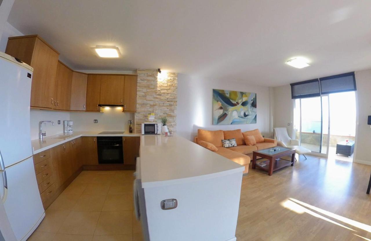 Facing The Ocean - Full Appt With 2 Double Bedroom Tabaiba 외부 사진